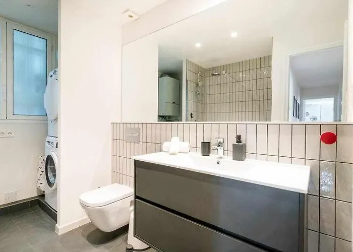 New Floor With A Lot Of Light & Air-con * Girona