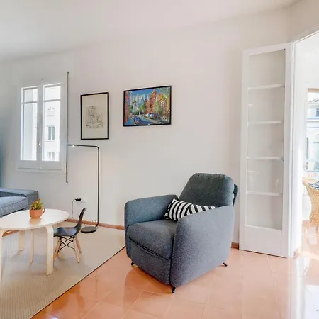 Apartamento New Floor With A Lot Of Light & Air-con *