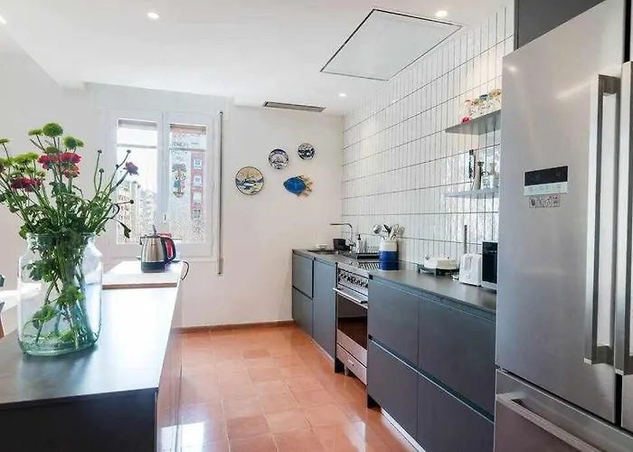 Apartment New Floor With A Lot Of Light & Air-con Gerona