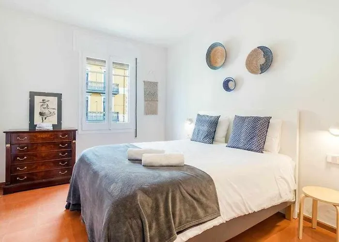 Apartment New Floor With A Lot Of Light & Air-con *